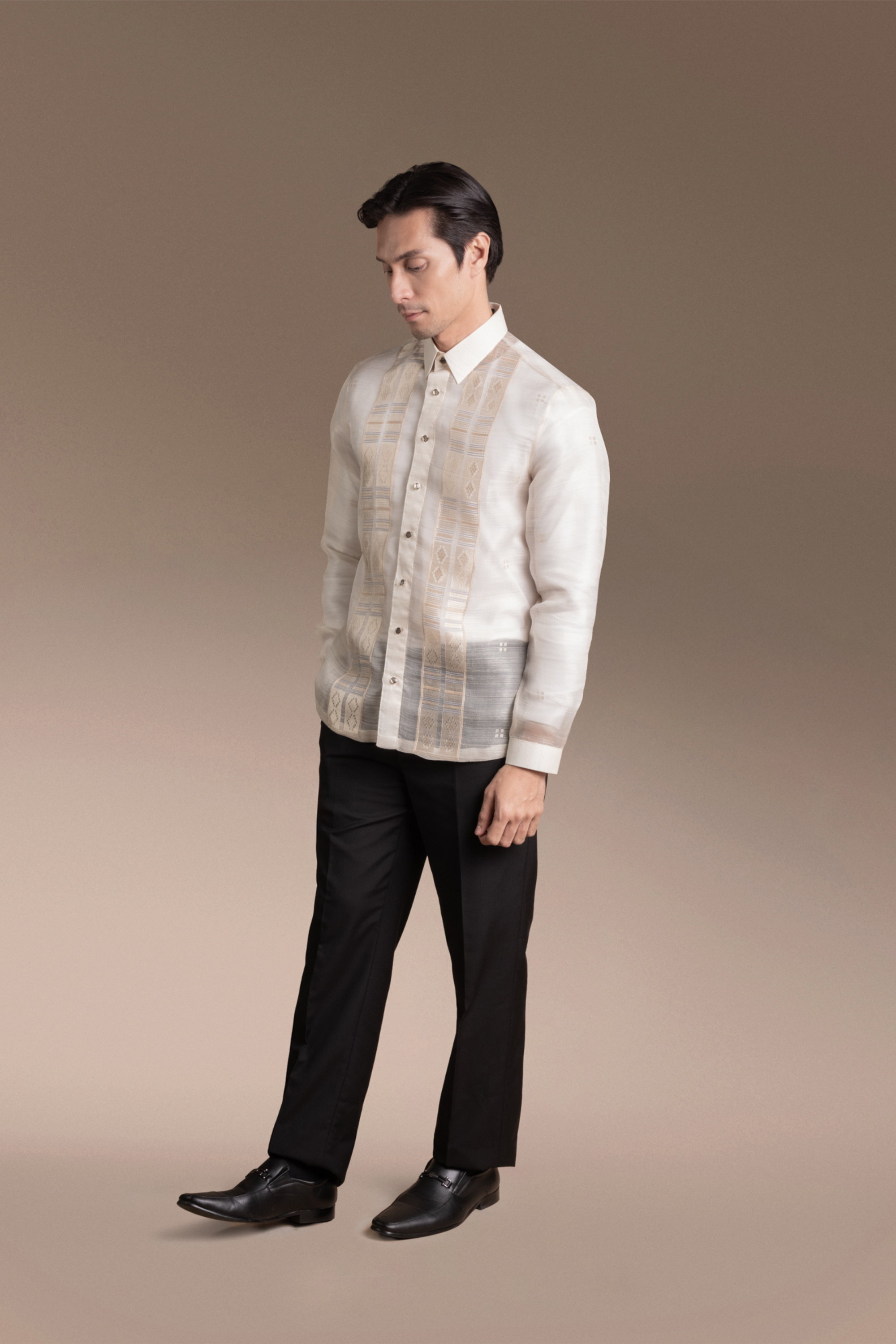 Onesimus Men’s Formal Barong Tagalog, Handwoven Pineapple Leaves Fiber and Natural Silk, Embroidered
