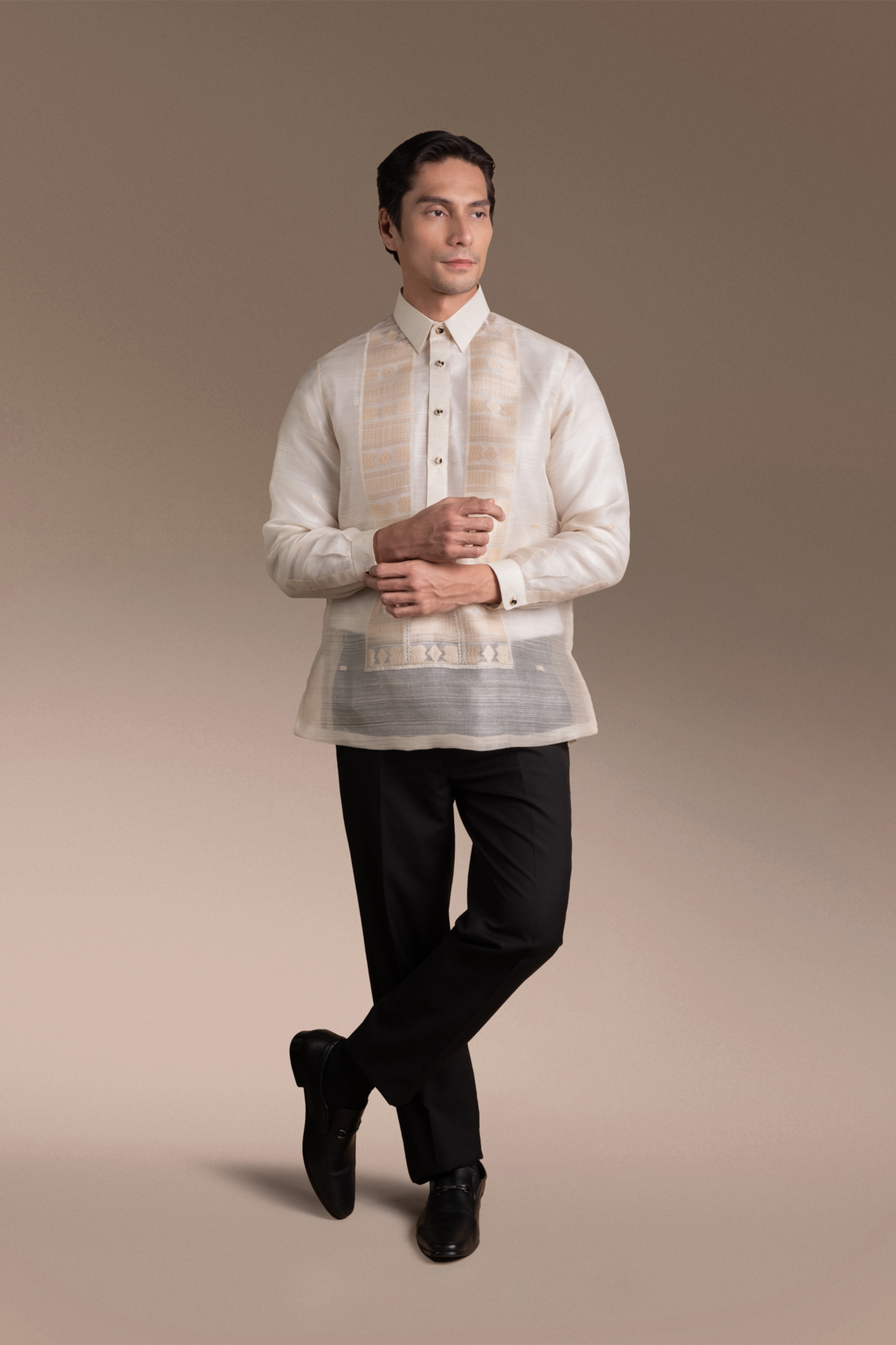 Onesimus Men’s Formal Barong Tagalog, Handwoven Pineapple Leaves Fiber and Natural Silk, Embroidered