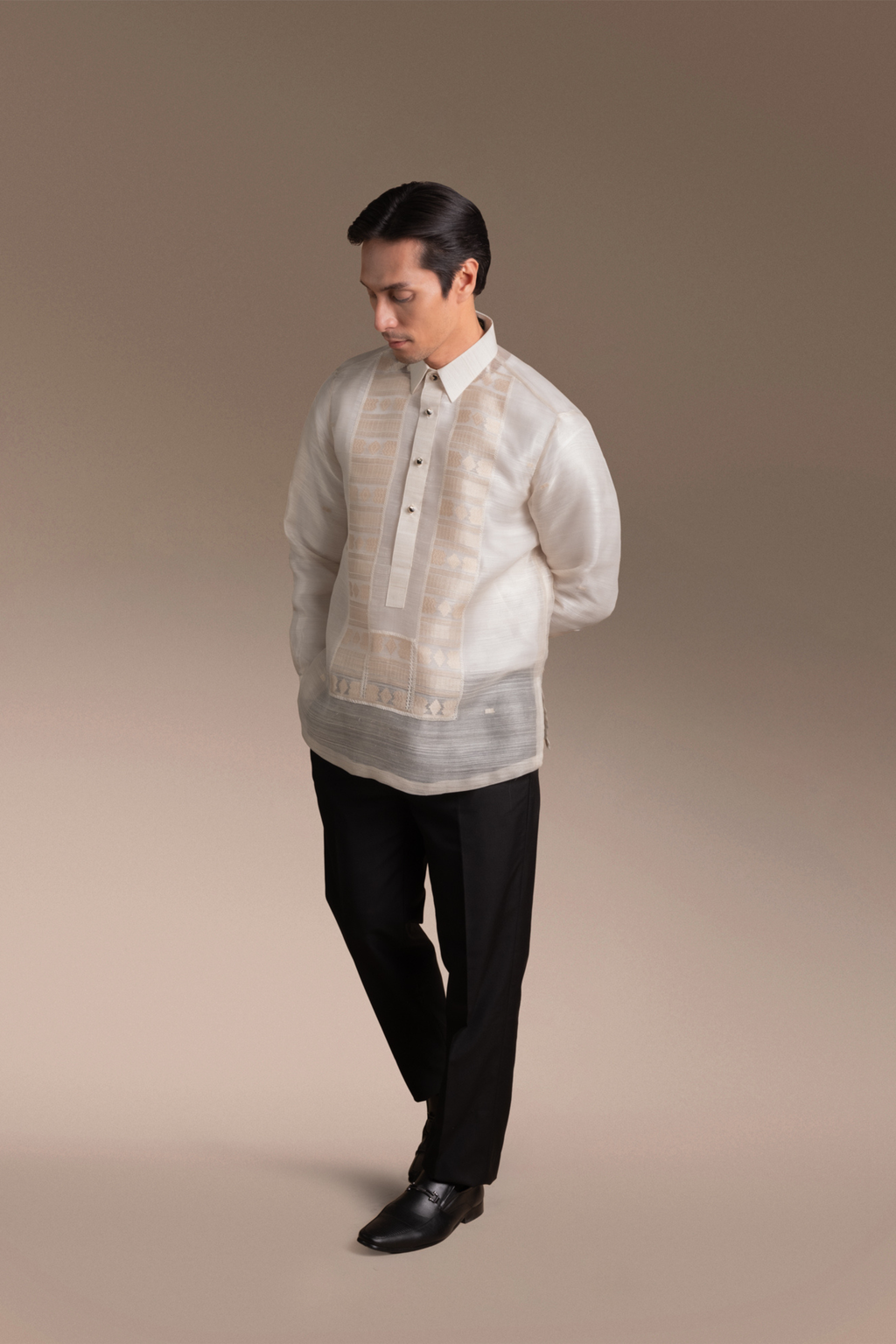 Onesimus Men’s Formal Barong Tagalog, Handwoven Pineapple Leaves Fiber and Natural Silk, Embroidered