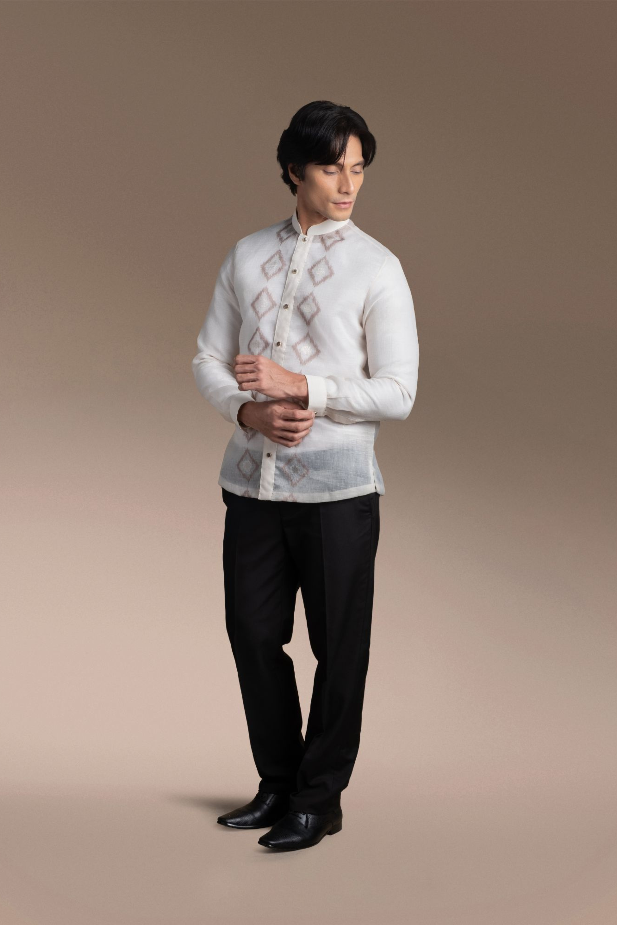 Onesimus Men’s Formal Barong Tagalog, Textured Faux Pina, Embroidered