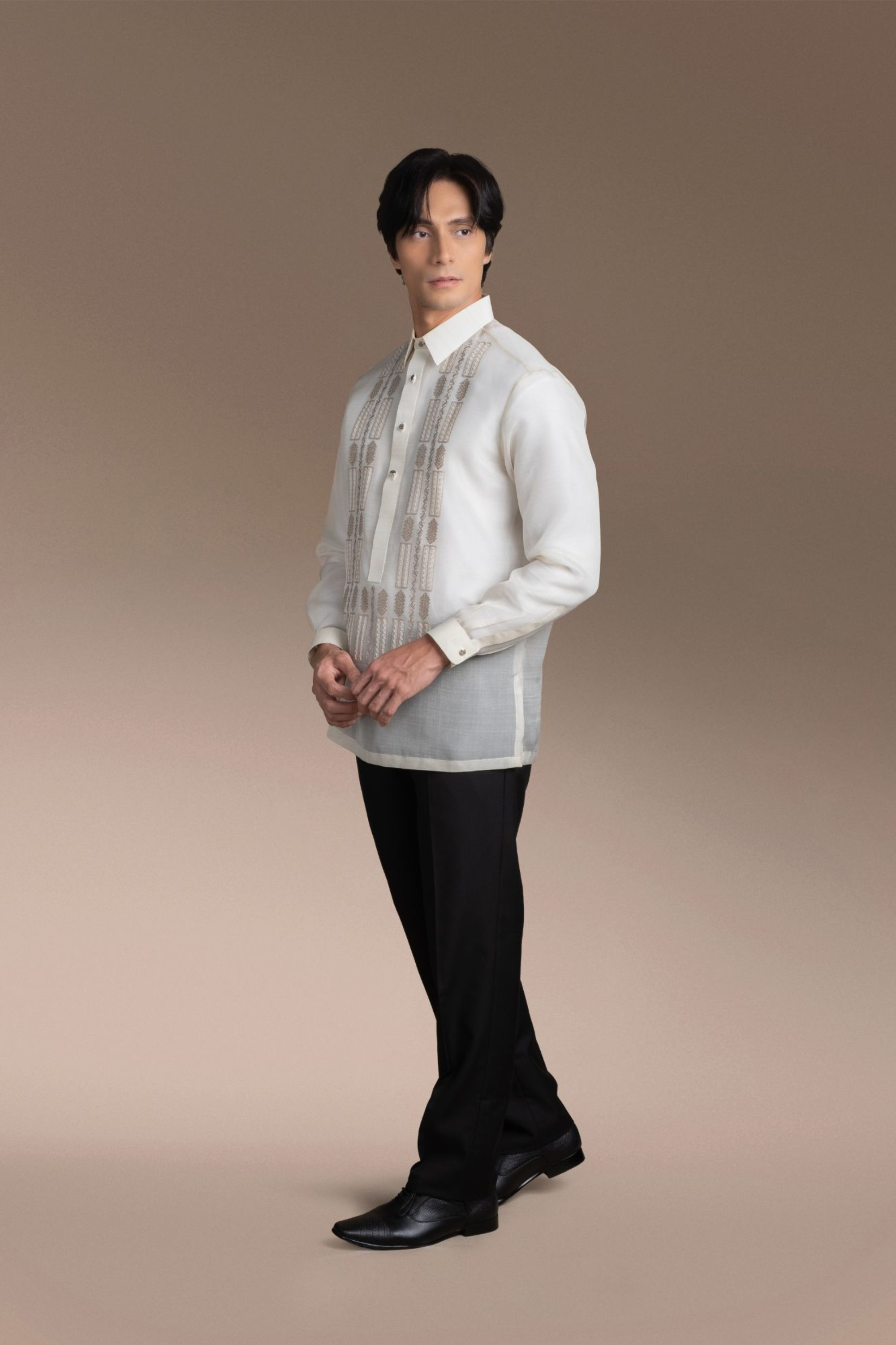 Onesimus Men’s Formal Barong Tagalog, Handwoven Pineapple Leaves Fiber and Natural Silk, Embroidered